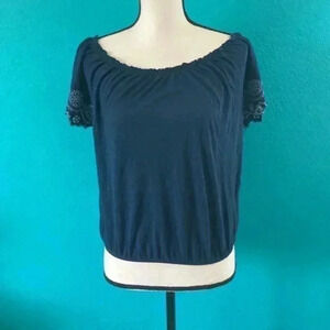 ⭐️ American eagle dark blue top in size medium